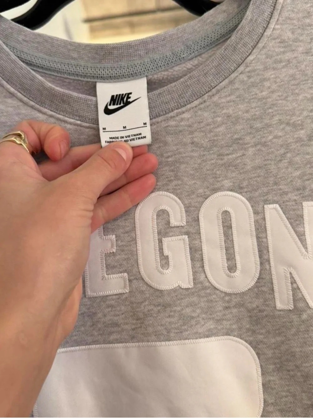 Nike pullover crewneck